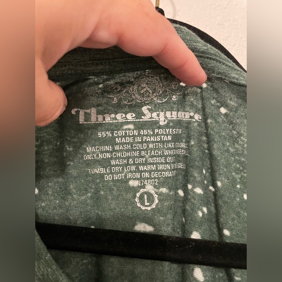 North Dakota State university NDSU Bison Women's Sleeveless T-Shirt Sz large - Picture 2 of 4